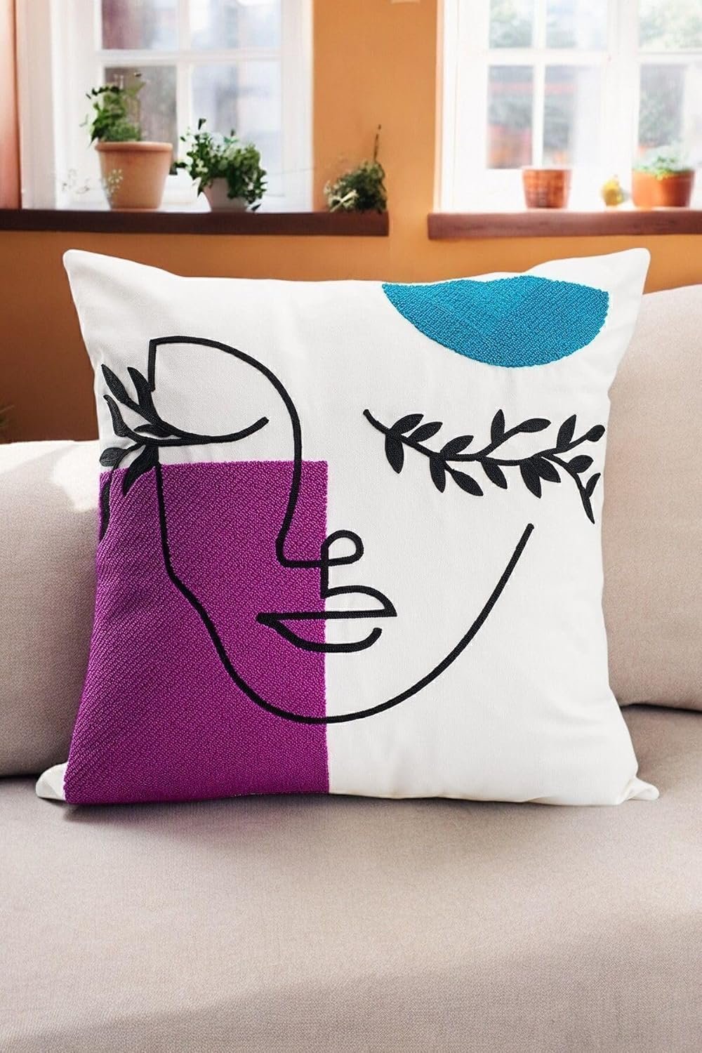 818-JA7goUL._AC_SL1500_ Modern Soyut Yüz Desenli Dekoratif Kırlent Kılıfı | Renkli Tasarım - Görsel 1