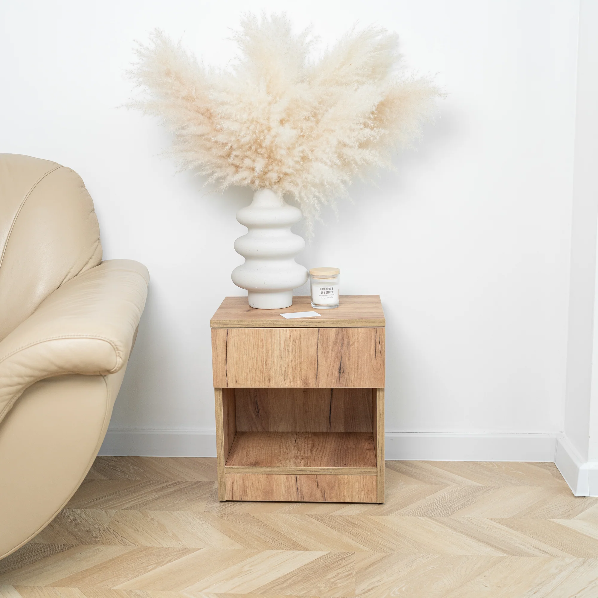 photo-059.webp Nebula Tek Çekmeceli Gizli Bölmeli Komodin Ceviz - Görsel 1